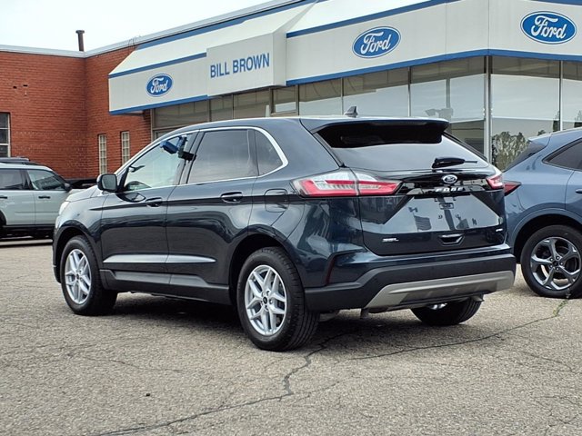 Certified 2024 Ford Edge SEL w/ Convenience Package AWD/4WD image 2