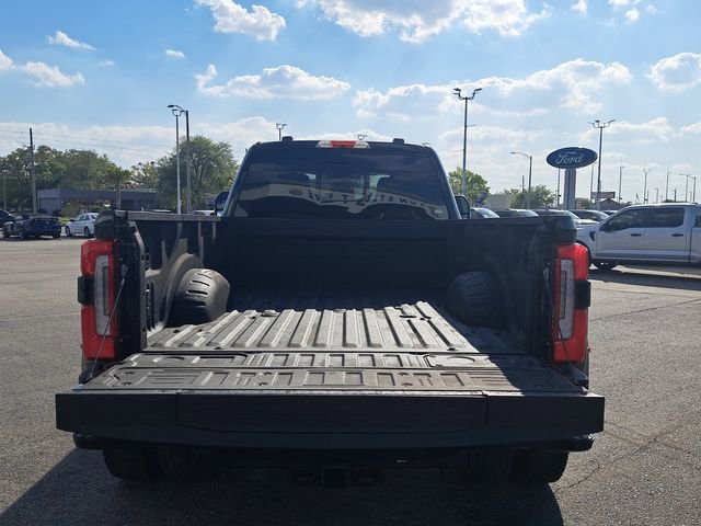 Certified 2025 Ford F450 Platinum w/ Platinum Plus Package image 8
