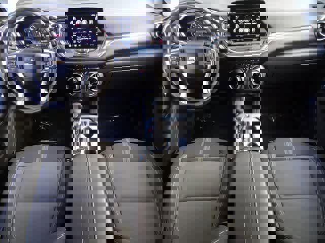 Used 2023 Chevrolet Blazer LT image 12