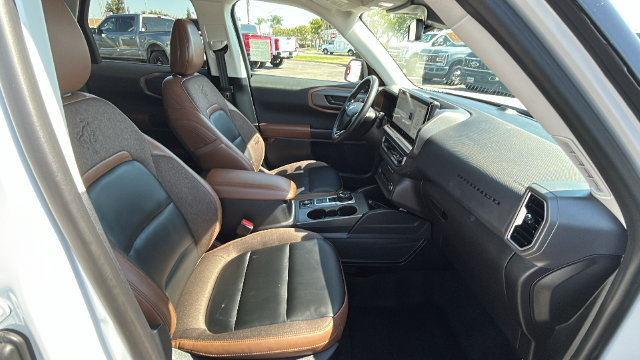 Certified 2025 Ford Bronco Sport Outer Banks AWD/4WD image 11