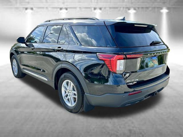 Certified 2025 Ford Explorer Active RWD image 7