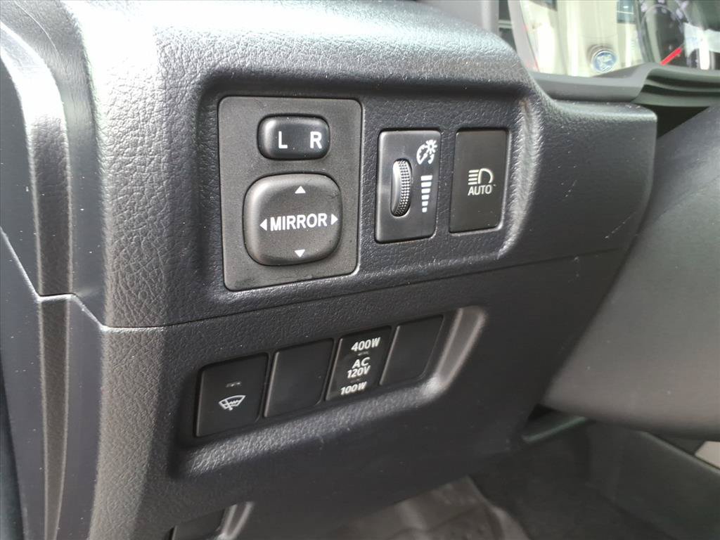 Used 2021 Toyota 4Runner Limited AWD/4WD image 12