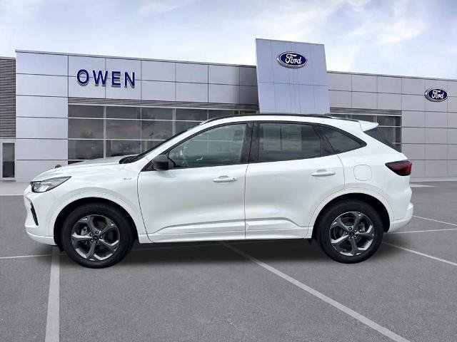 Certified 2024 Ford Escape ST-Line w/ Tech Pack #1 AWD/4WD image 2