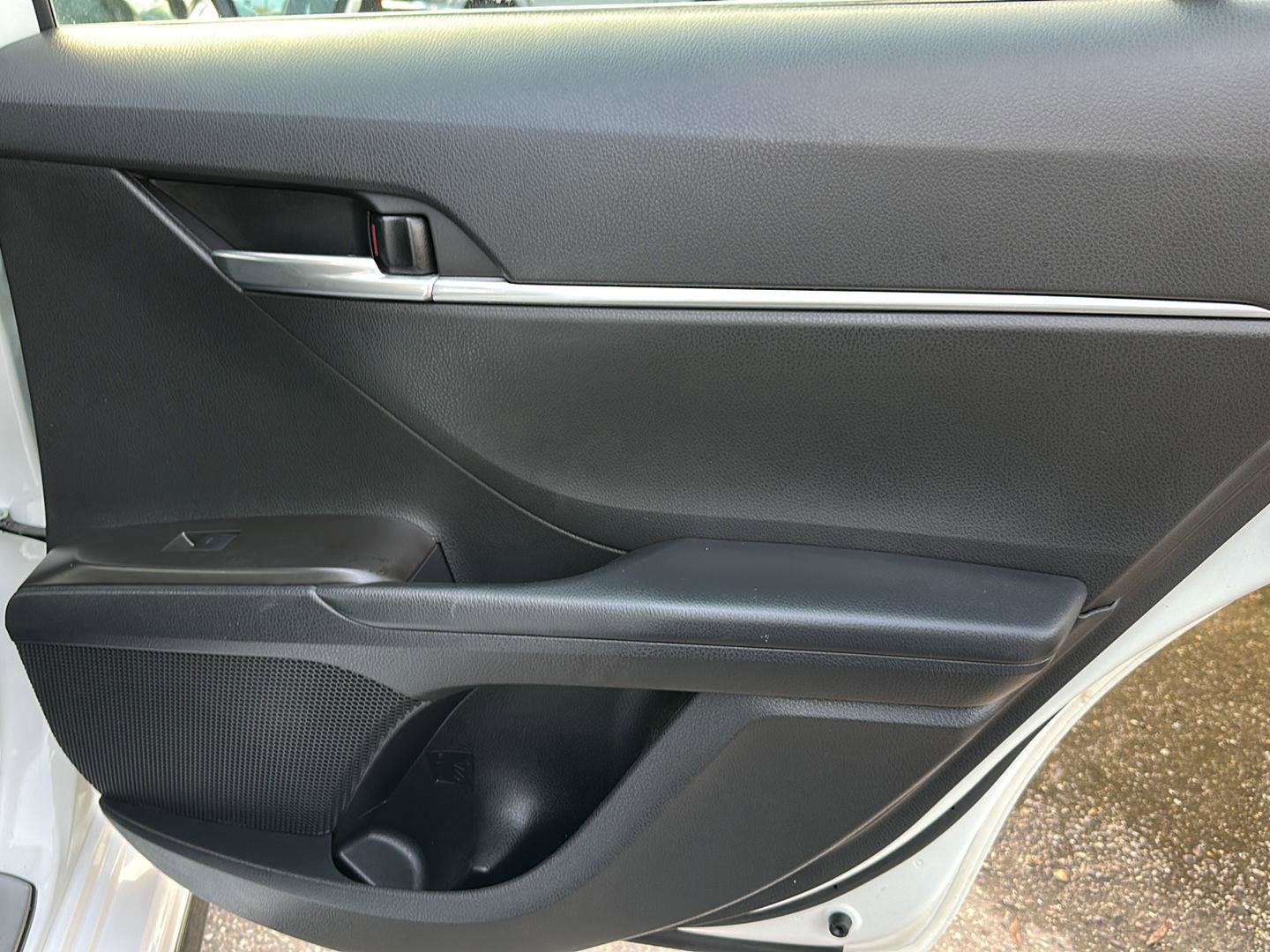 Used 2024 Toyota Camry SE image 45