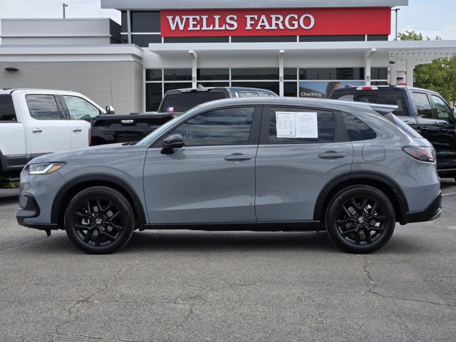 Used 2025 Honda HR-V Sport image 4