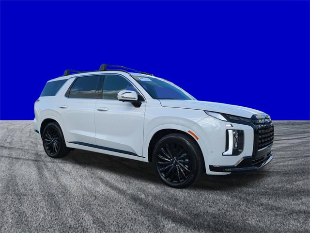 Used 2024 Hyundai Palisade Calligraphy image 2