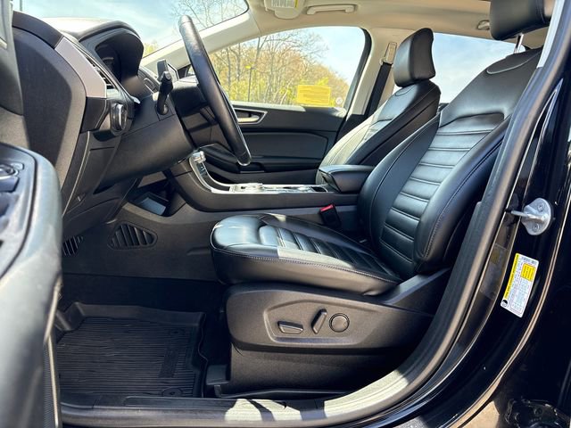 Certified 2022 Ford Edge SEL w/ Convenience Package AWD/4WD image 38