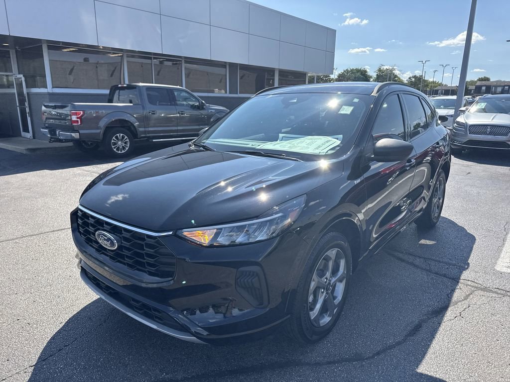 Certified 2023 Ford Escape ST-Line w/ Tech Pack #1 image 2