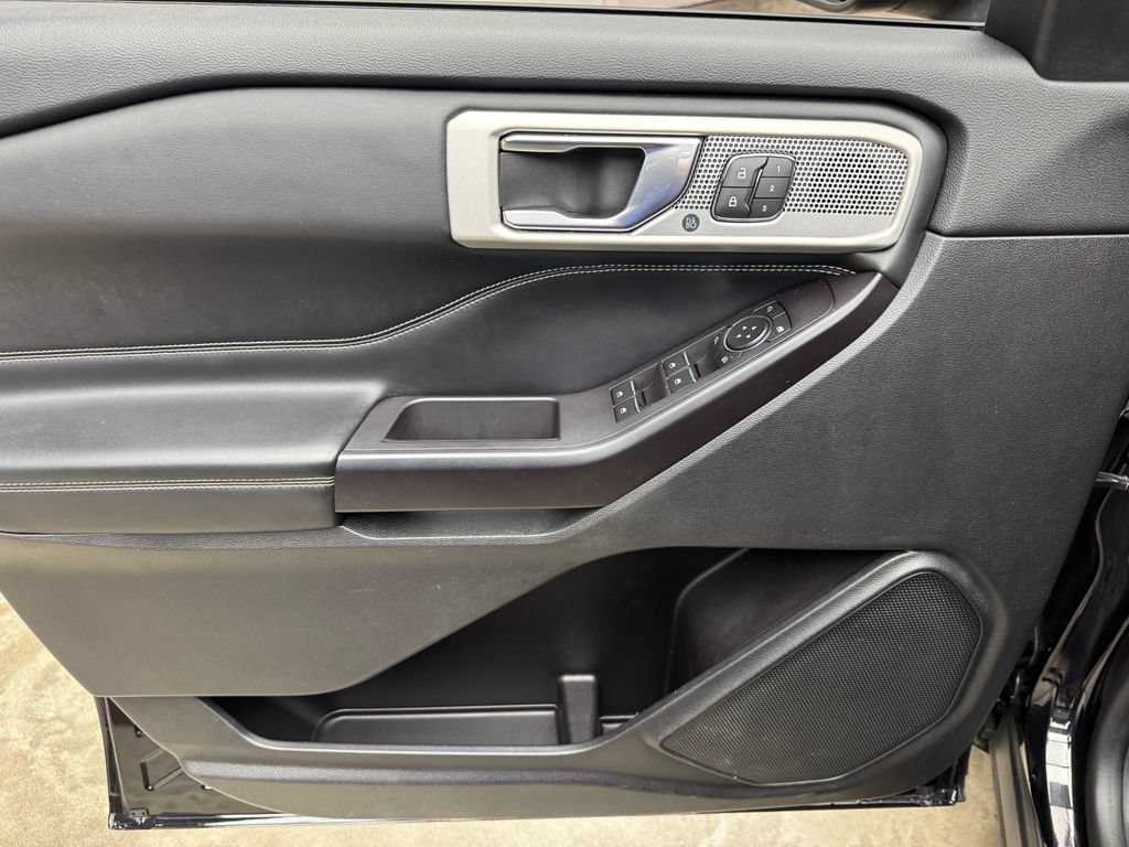 Certified 2020 Ford Explorer ST AWD/4WD image 10