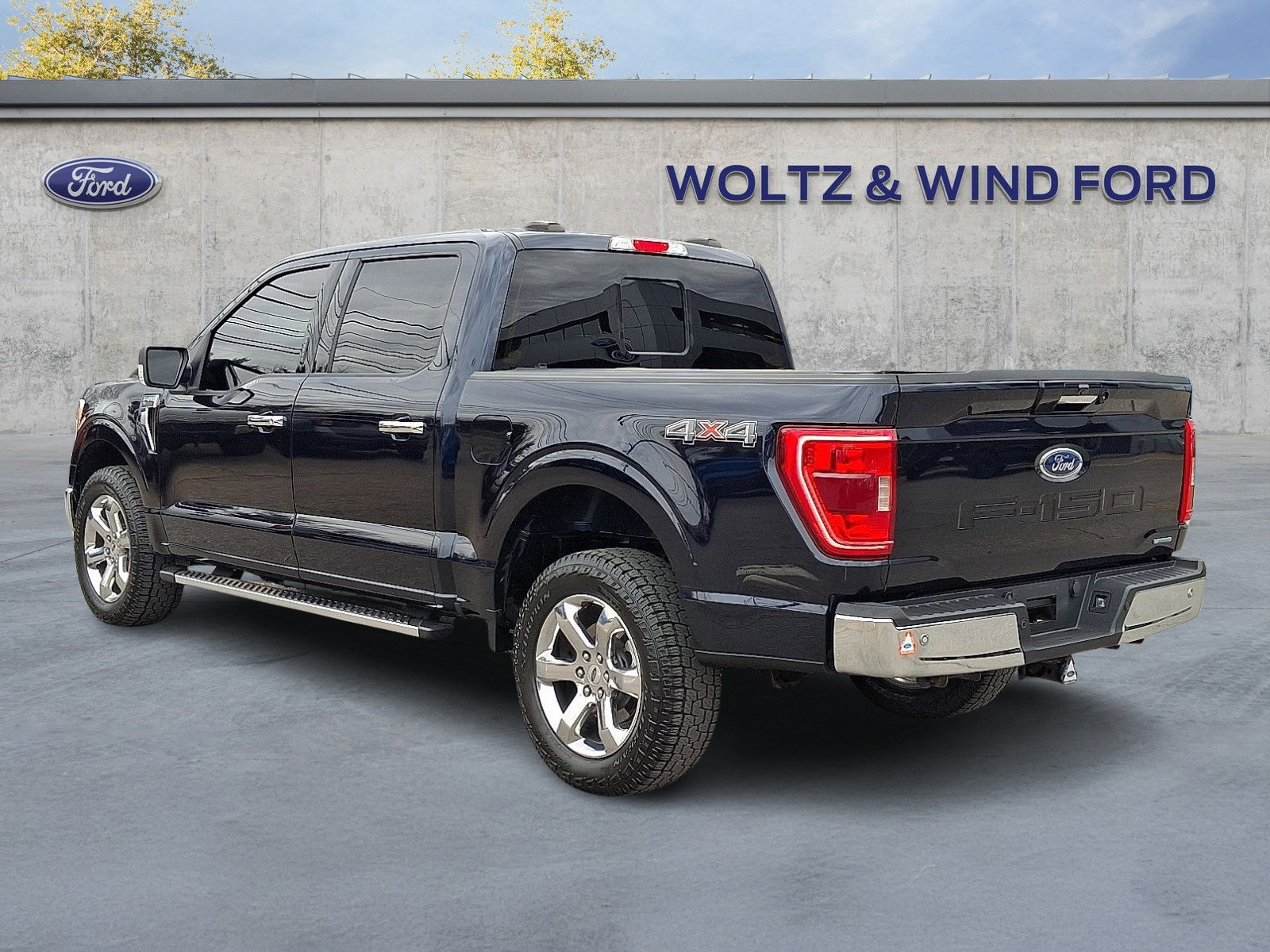 Certified 2022 Ford F150 XLT w/ Equipment Group 302A High image 5