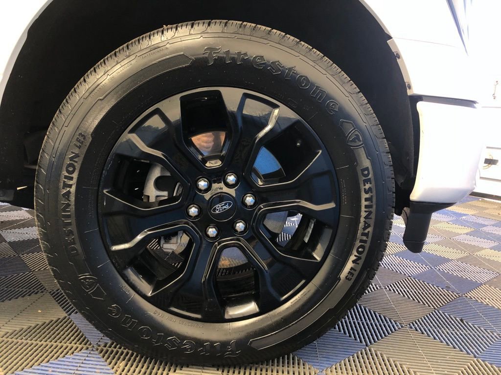 Certified 2022 Ford F150 Lariat w/ Equipment Group 502A High image 28