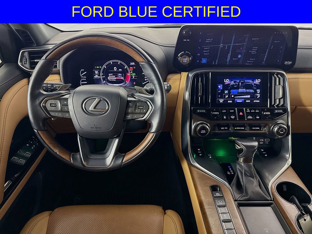 Used 2022 Lexus LX 600 4WD w/ Luxury Package image 24