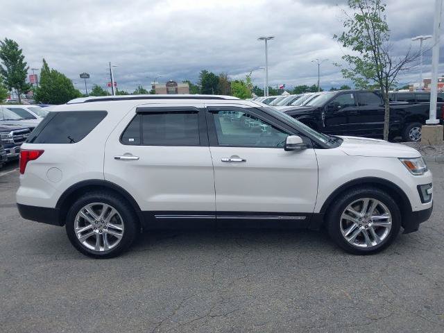 Certified 2017 Ford Explorer Limited w/ Equipment Group 301A FWD image 9