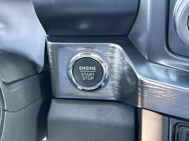 Certified 2025 Ford F350 Lariat w/ Lariat Ultimate Package AWD/4WD image 34