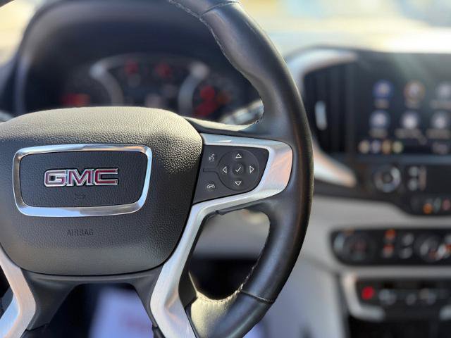 Used 2024 GMC Terrain SLT AWD/4WD image 10