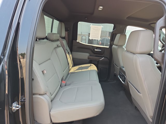 Used 2021 GMC Sierra 1500 SLT w/ Technology Package AWD/4WD image 15