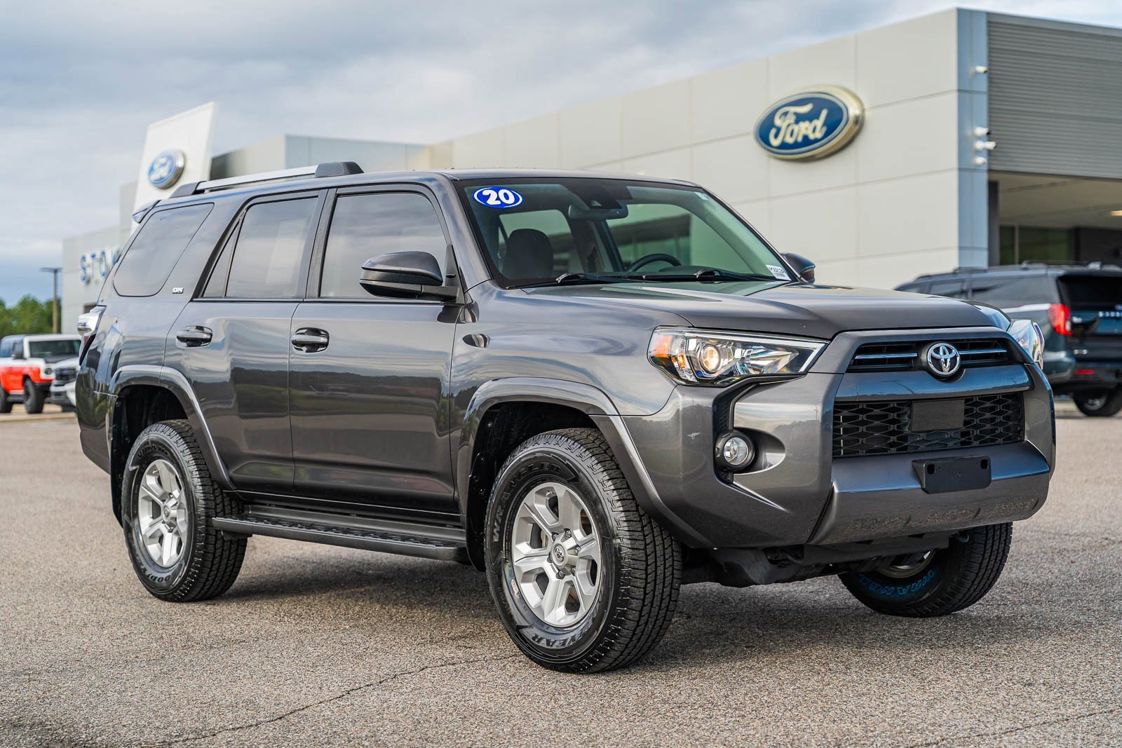 Used 2020 Toyota 4Runner SR5 image 8