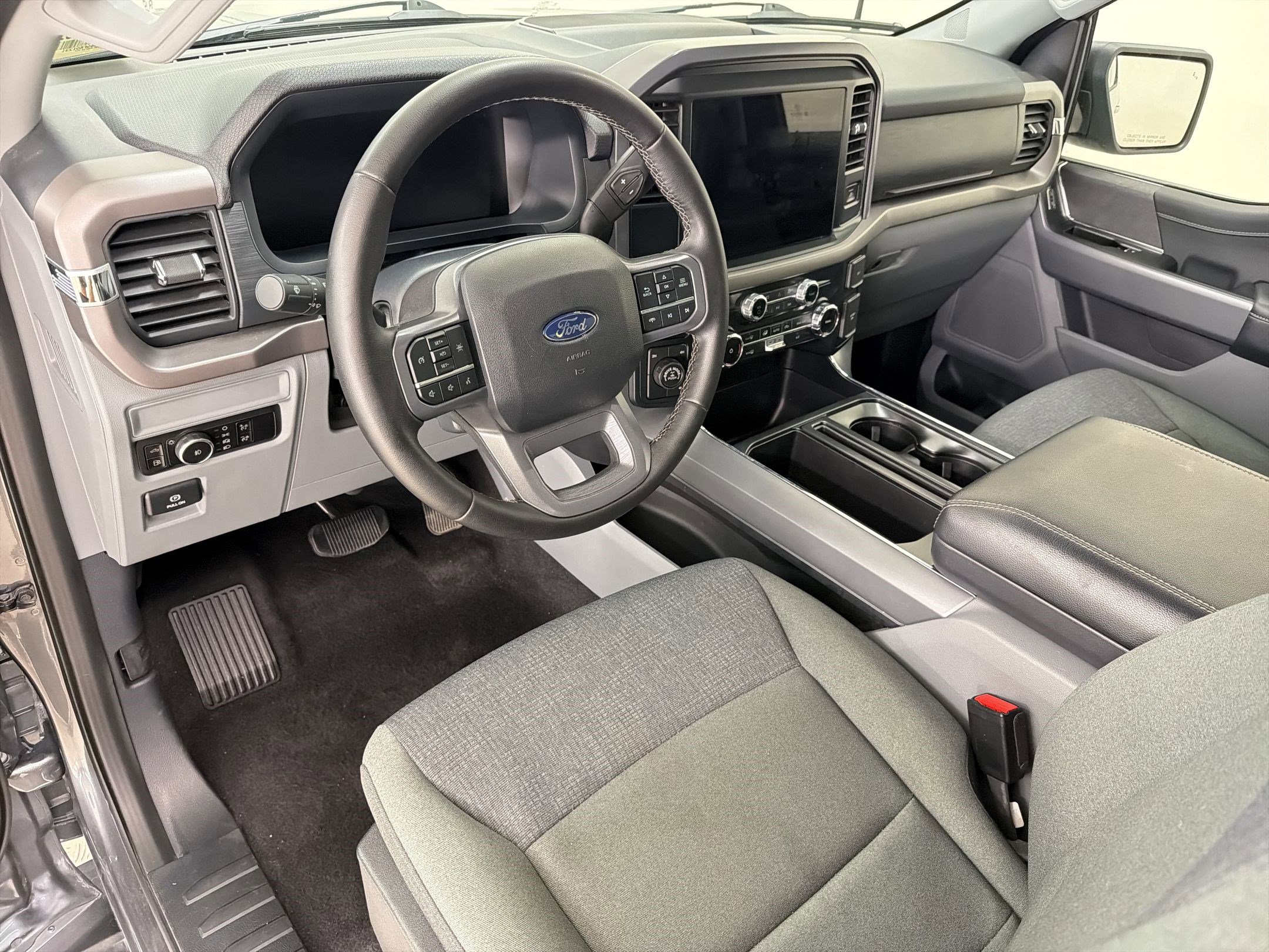 Certified 2025 Ford F150 XLT w/ Equipment Group 301A Standard AWD/4WD image 4