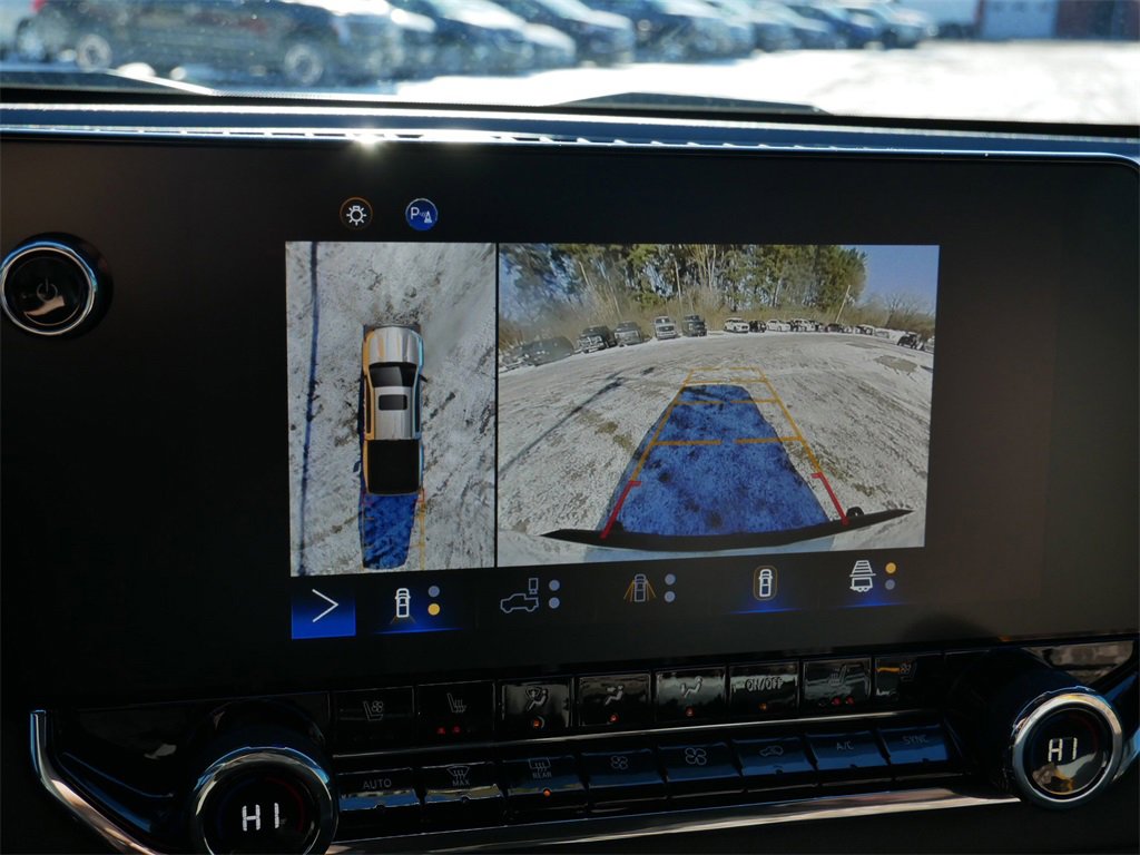 Used 2024 Chevrolet Colorado ZR2 w/ ZR2 Bison Edition image 28