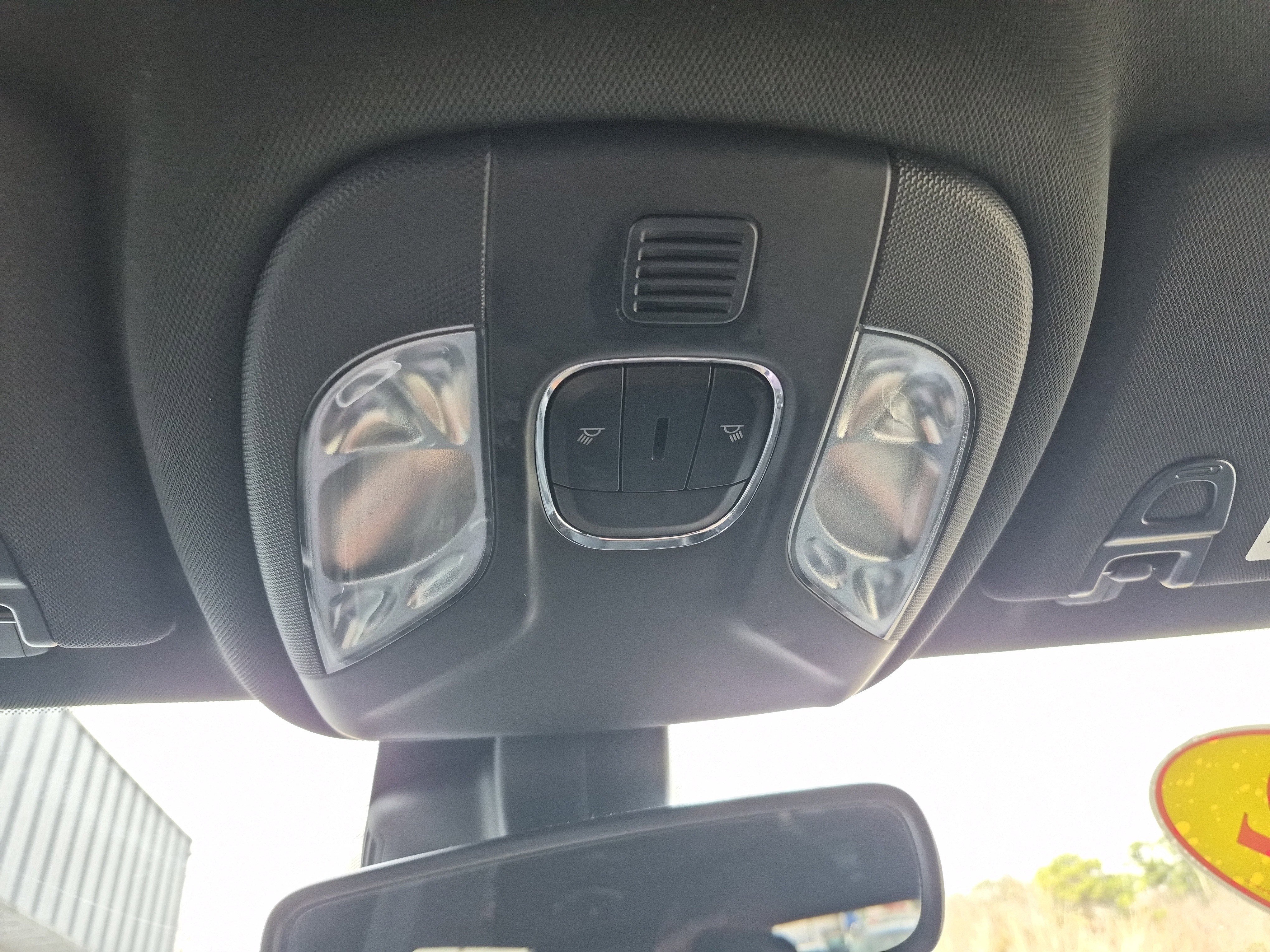 Used 2022 Jeep Compass Altitude image 34