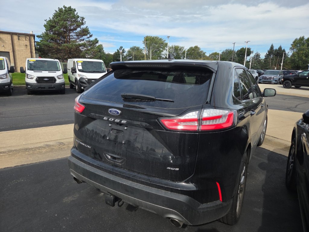 Certified 2024 Ford Edge Titanium w/ Equipment Group 301A AWD/4WD image 11