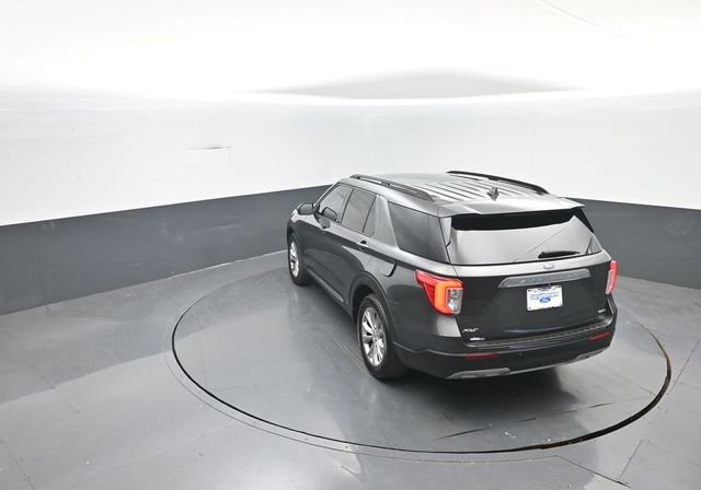 Certified 2020 Ford Explorer XLT w/ Equipment Group 202A AWD/4WD image 28