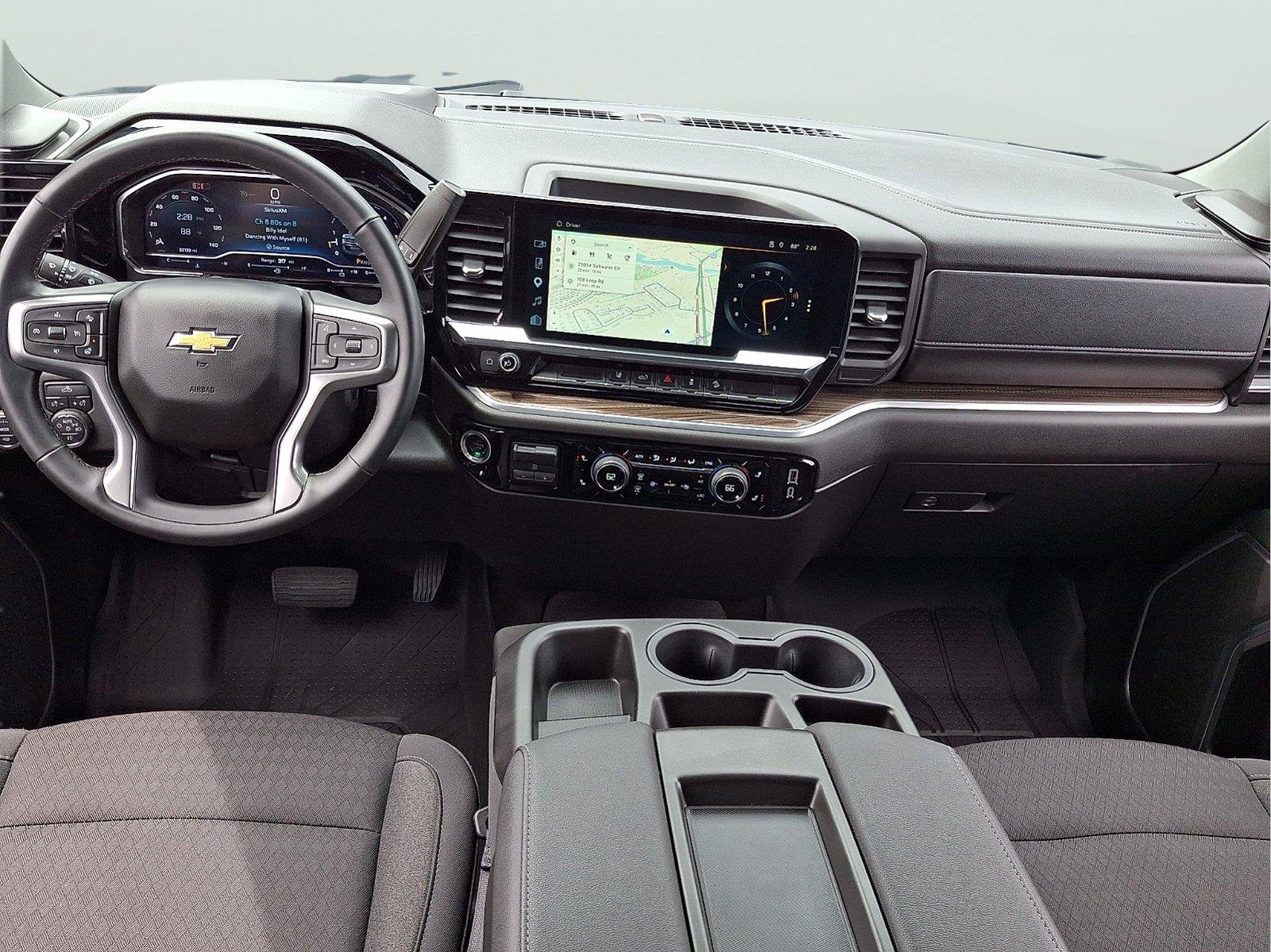 Used 2024 Chevrolet Silverado 2500 LT w/ Convenience Package AWD/4WD image 9