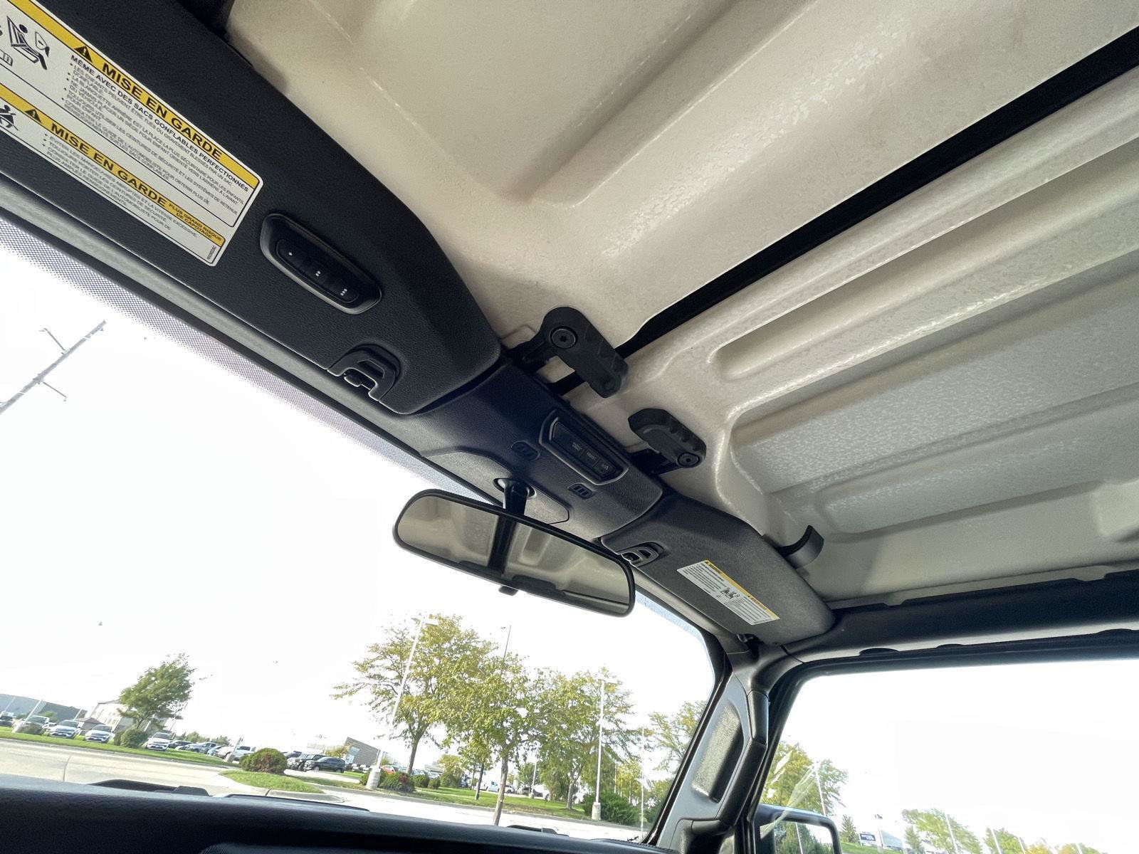 Used 2023 Jeep Wrangler Unlimited AWD/4WD image 21