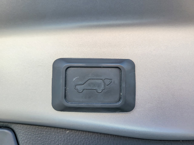 Used 2019 Toyota RAV4 XLE image 23