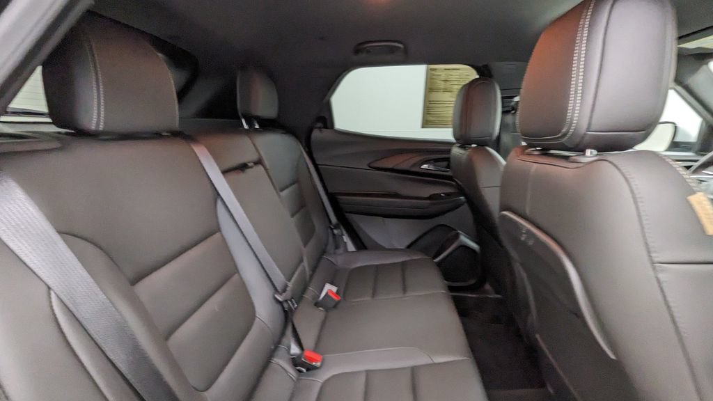 Used 2023 Chevrolet TrailBlazer ACTIV w/ Convenience Package AWD/4WD image 33