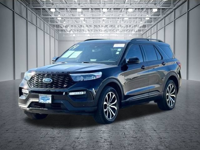 Certified 2020 Ford Explorer ST w/ Premium Technology Package AWD/4WD image 4