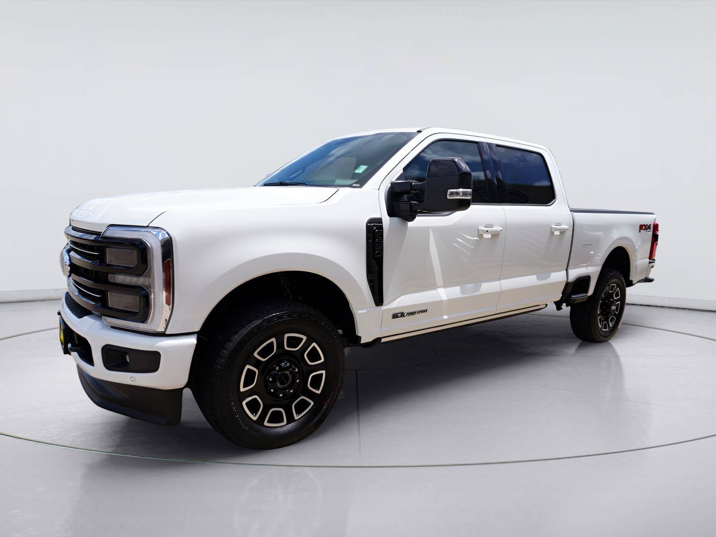 Certified 2025 Ford F250 Platinum AWD/4WD image 3