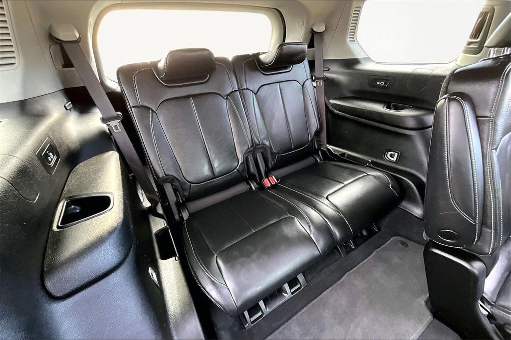 Used 2022 Jeep Grand Cherokee L Limited image 28