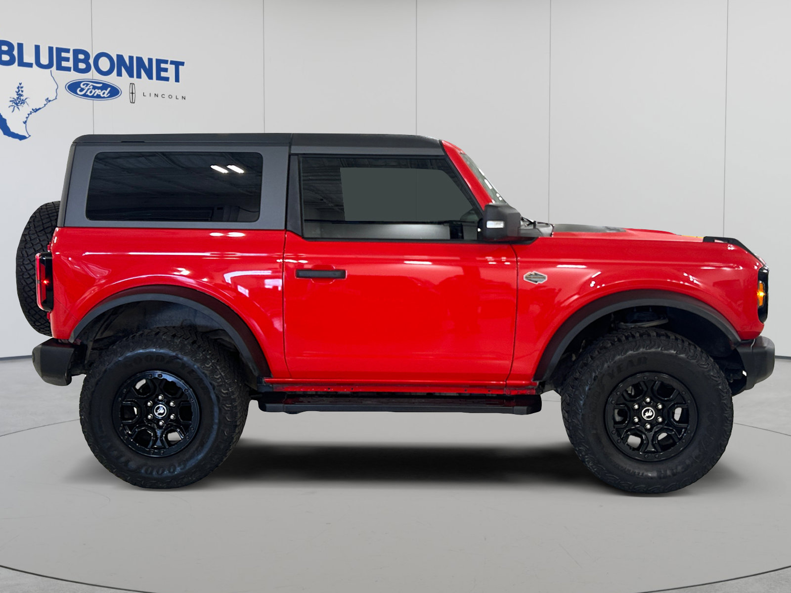 Certified 2022 Ford Bronco Wildtrak AWD/4WD image 4