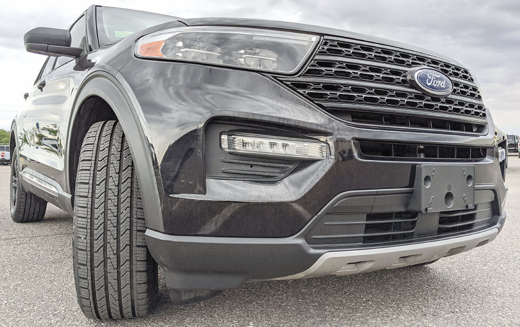 Certified 2023 Ford Explorer XLT w/ Equipment Group 202A AWD/4WD image 23