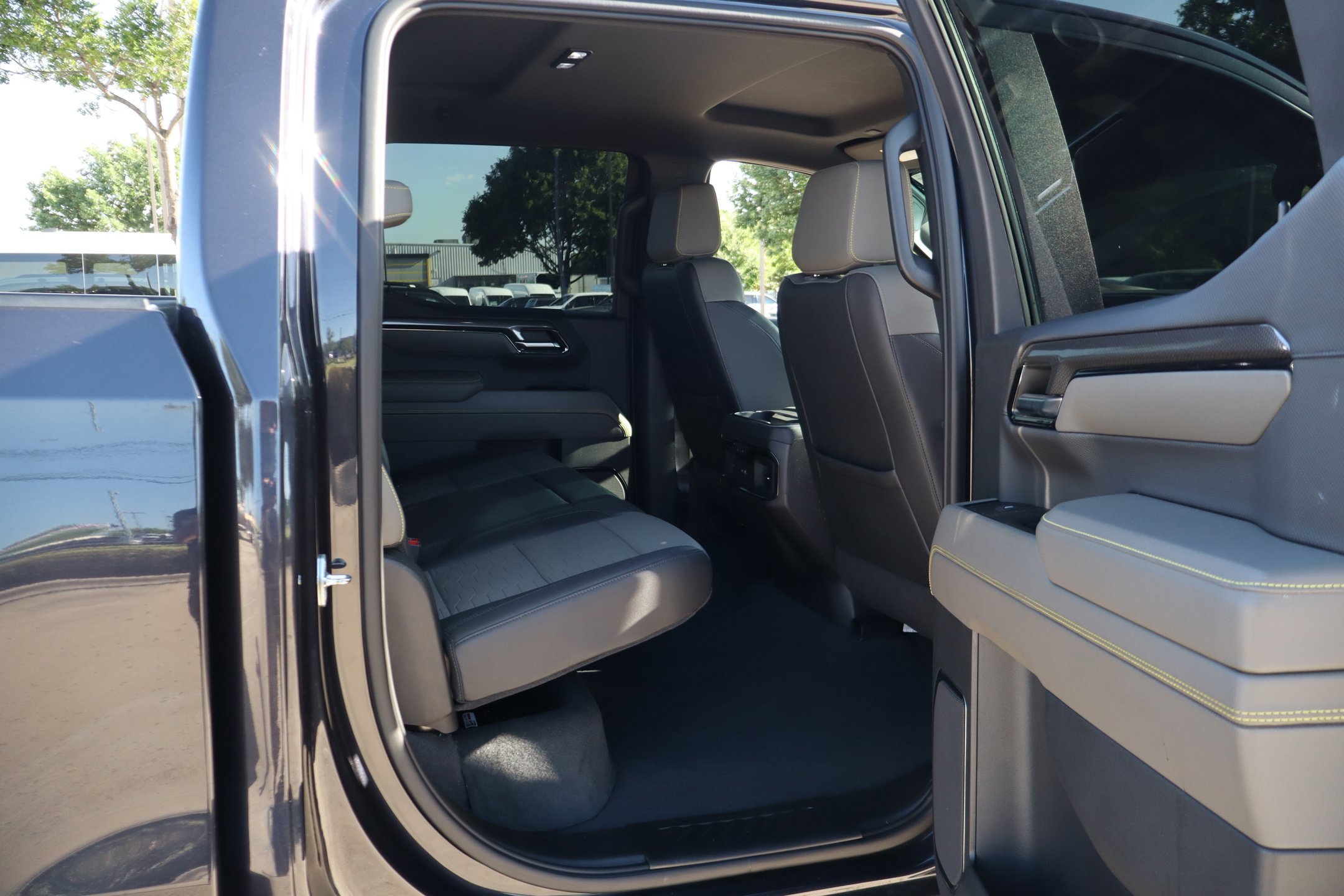 Used 2023 Chevrolet Silverado 1500 ZR2 AWD/4WD image 31