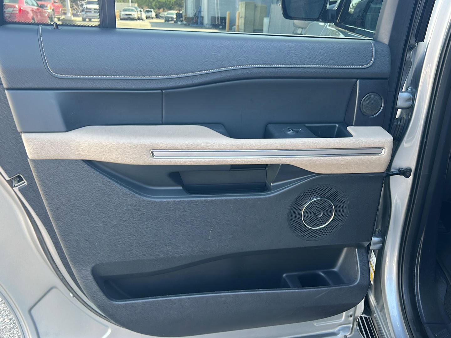 Certified 2024 Ford Expedition Max Limited image 19