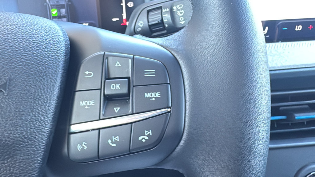 Certified 2026 Ford Maverick XLT w/ XLT Luxury Package FWD image 14
