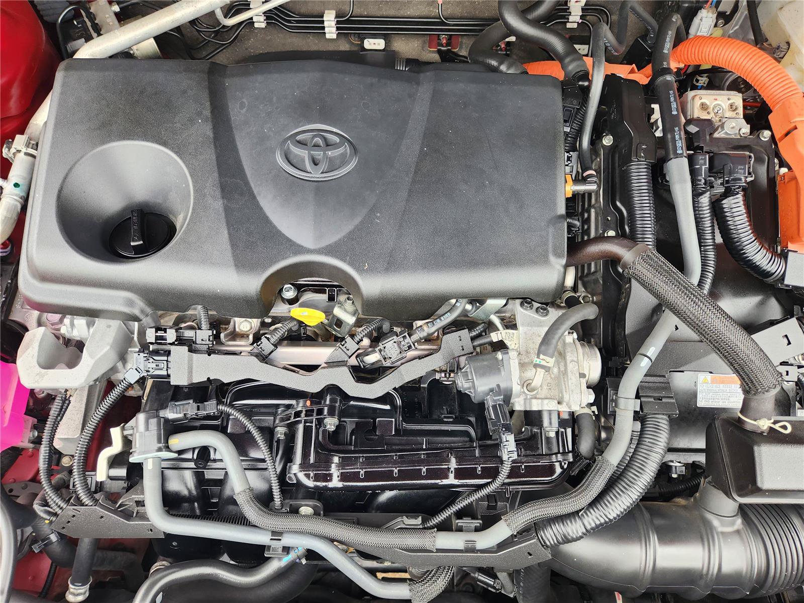 Used 2024 Toyota RAV4 Limited w/ Advanced Technology Package AWD/4WD image 24