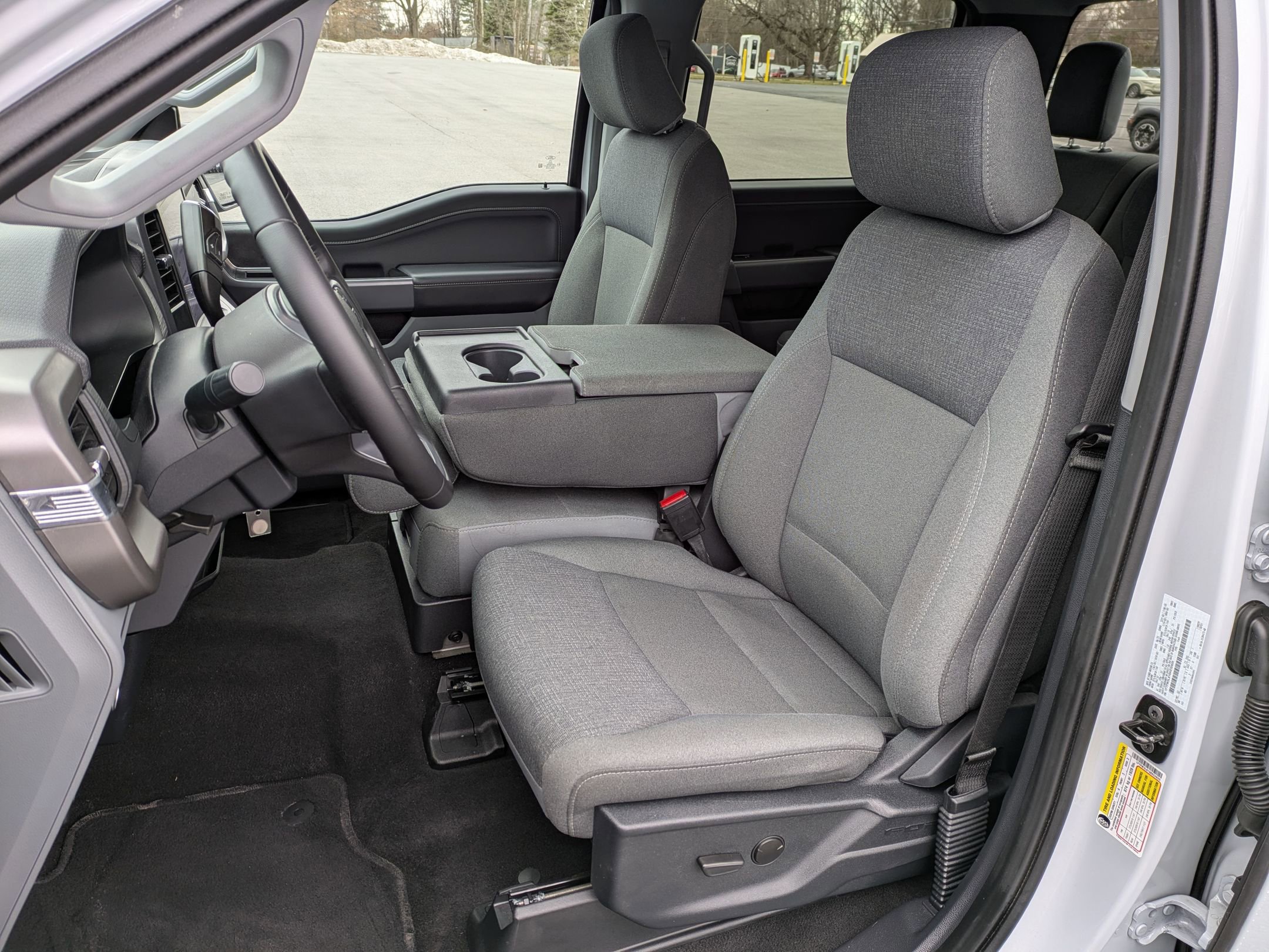 Certified 2025 Ford F150 XLT w/ Equipment Group 301A Standard image 7