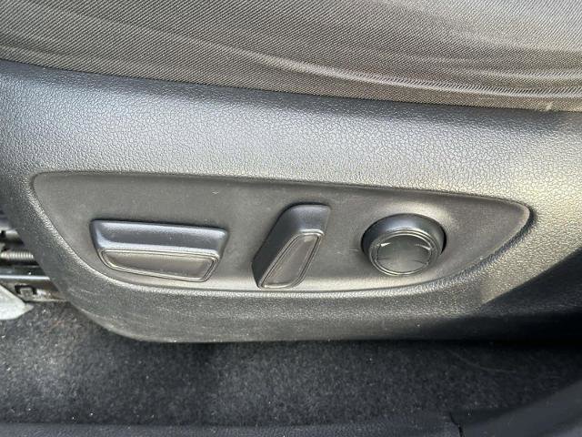 Used 2021 Toyota RAV4 XLE AWD/4WD image 26