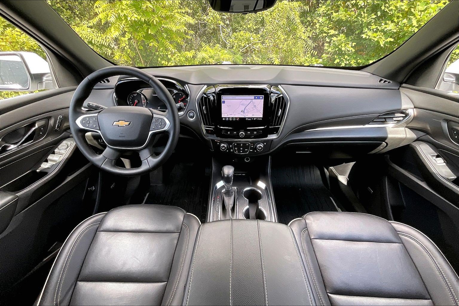 Used 2023 Chevrolet Traverse Premier AWD/4WD image 15
