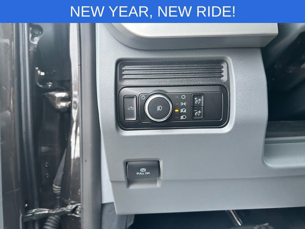 Certified 2024 Ford F350 XLT image 17