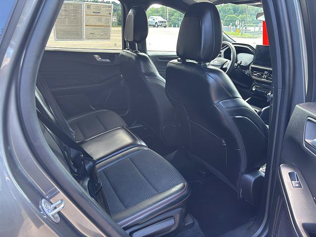 Certified 2023 Ford Escape ST-Line w/ Tech Pack #1 AWD/4WD image 19