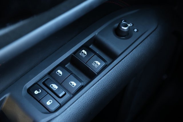 Used 2023 Jeep Compass Trailhawk w/ Trailhawk Convenience Group image 21