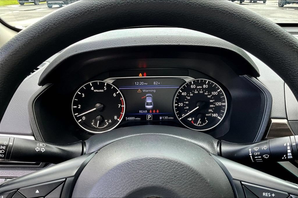 Used 2024 Nissan Altima 2.5 SV FWD image 15