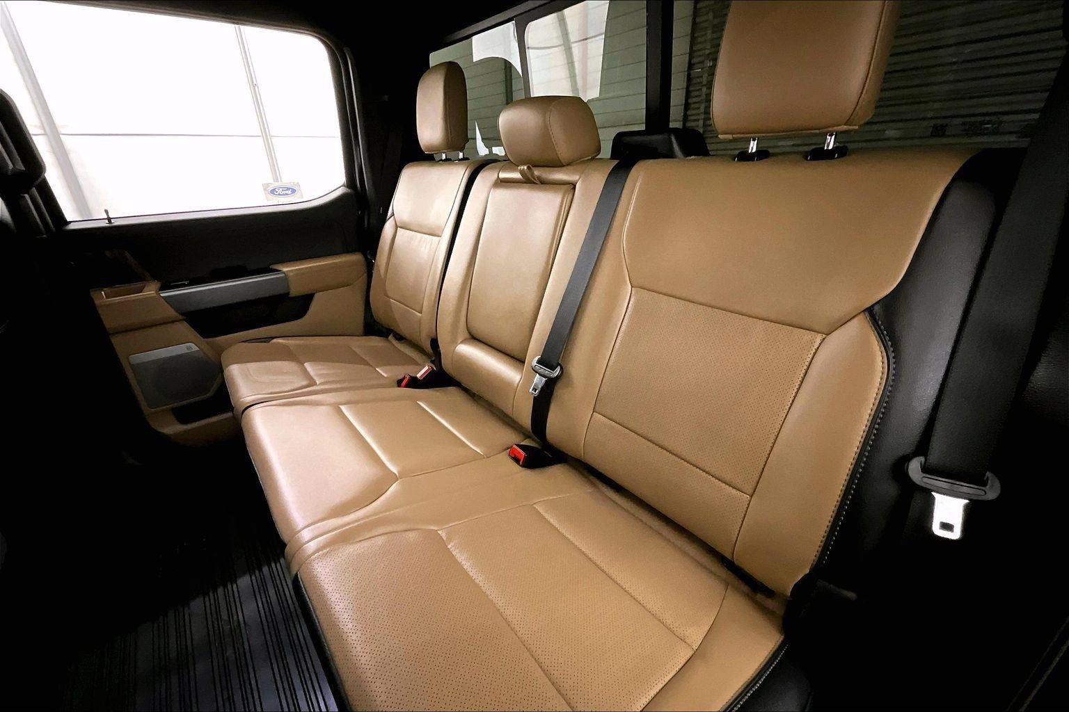 Certified 2025 Ford F250 Lariat w/ Lariat Ultimate Package image 25