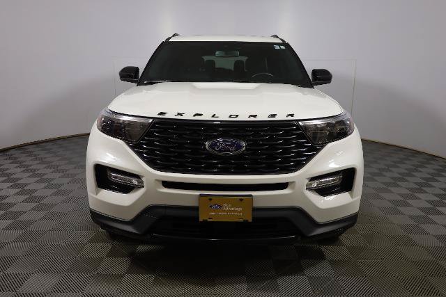 Certified 2024 Ford Explorer ST-Line w/ Class IV Trailer Tow Package AWD/4WD image 3