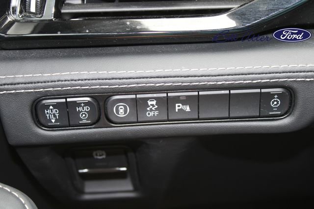 Used 2024 Acura MDX SH-AWD w/ Advance Package image 21
