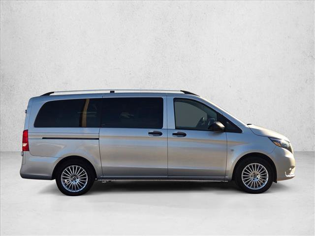 Used 2021 Mercedes-Benz Metris Passenger image 4